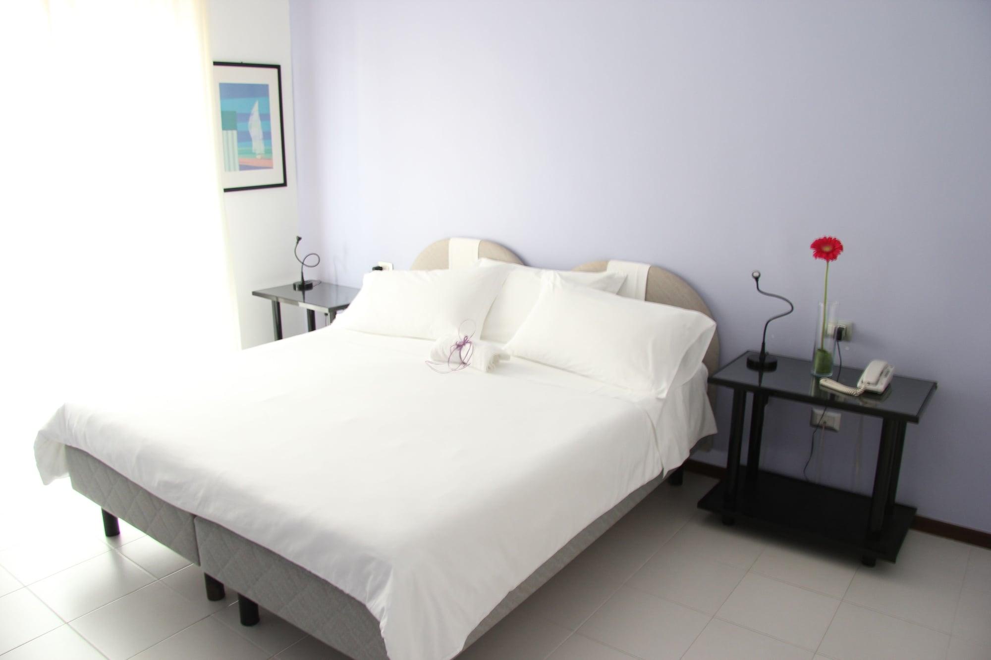 Hotel Zenit Salento Lecce Kültér fotó