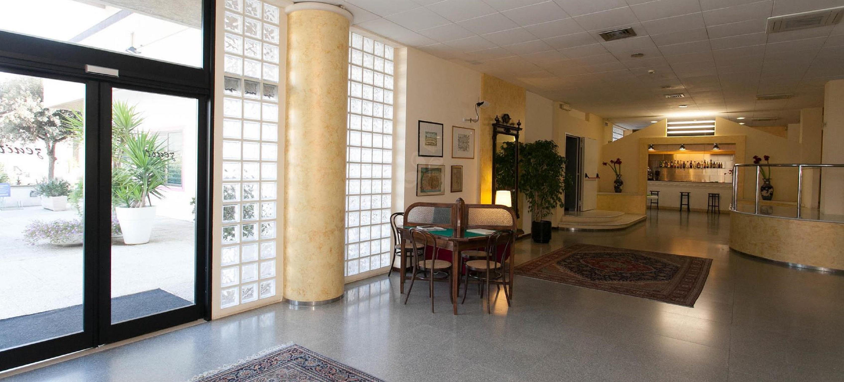 Hotel Zenit Salento Lecce Kültér fotó