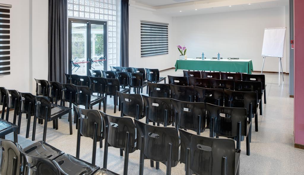 Hotel Zenit Salento Lecce Kültér fotó