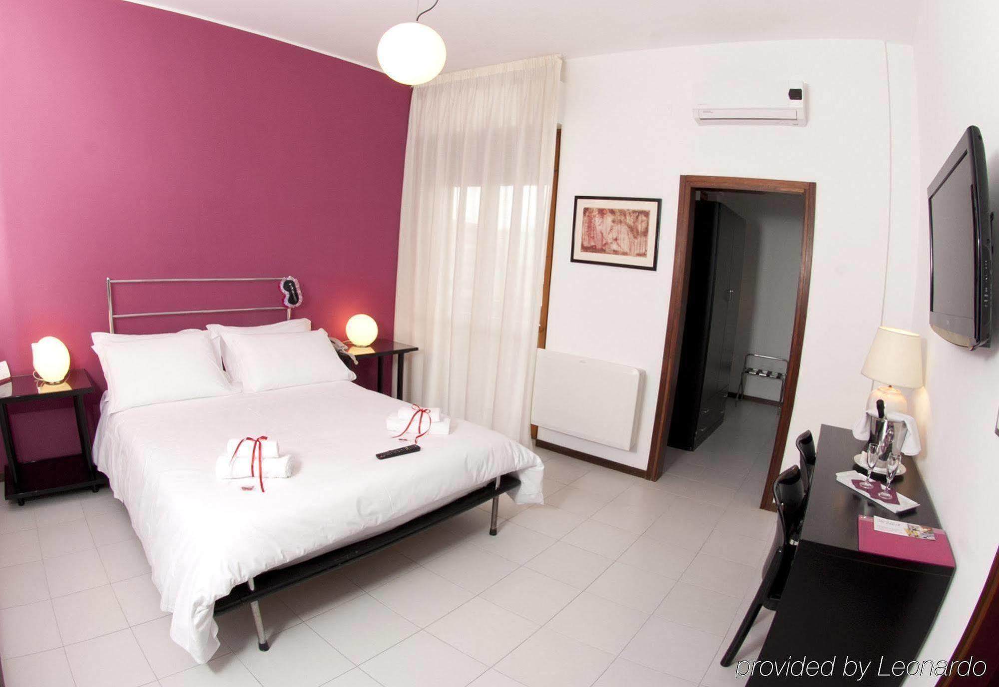 Hotel Zenit Salento Lecce Szoba fotó